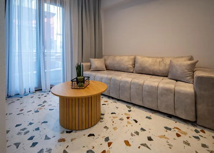 Apartament Antiqua *