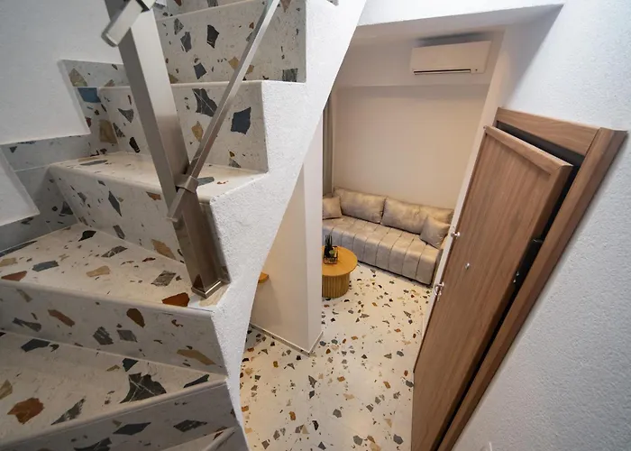 Apartament Antiqua *